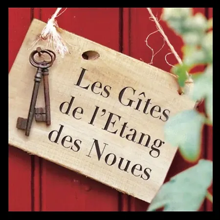 Apartmanhotel Au Bord De La Piscine Chauffee Et Privee Pour Vous Le Soir ! *