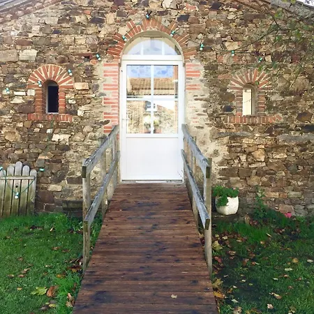 Au Bord De La Piscine Chauffee Et Privee Pour Vous Le Soir ! Apartmanhotel