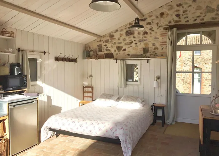 Aparthotel Au Bord De La Piscine Chauffee Et Privee Pour Vous Le Soir ! *